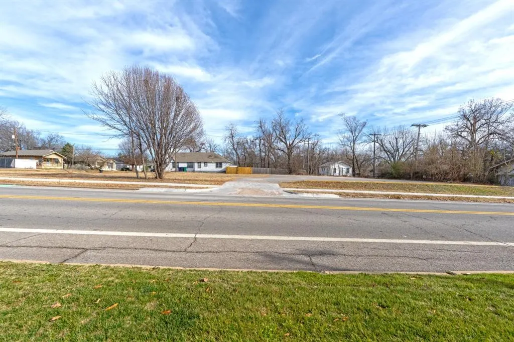 Photo 21 — 1401 NW 9th Street, Oklahoma City, OK 73106