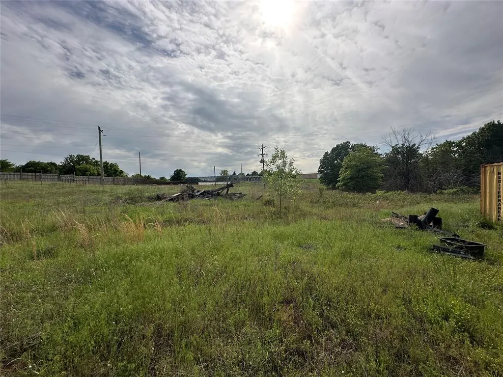 Photo 11 — 20269 Fairbanks Lane, Tecumseh, OK 74873