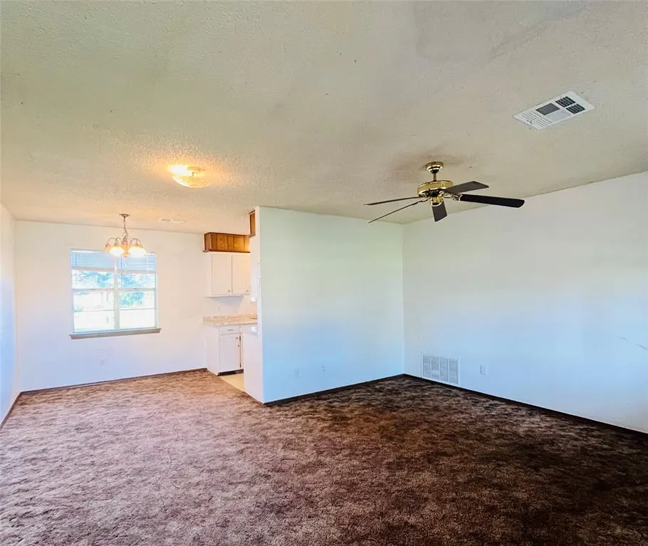 Photo 4 — 2217 7th Street, Prague, OK 74864