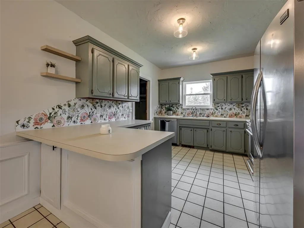Photo 11 — 6401 Saddleback Drive, Oklahoma City, OK 73150