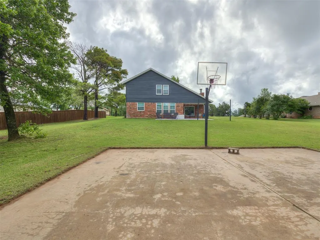 Photo 34 — 6401 Saddleback Drive, Oklahoma City, OK 73150