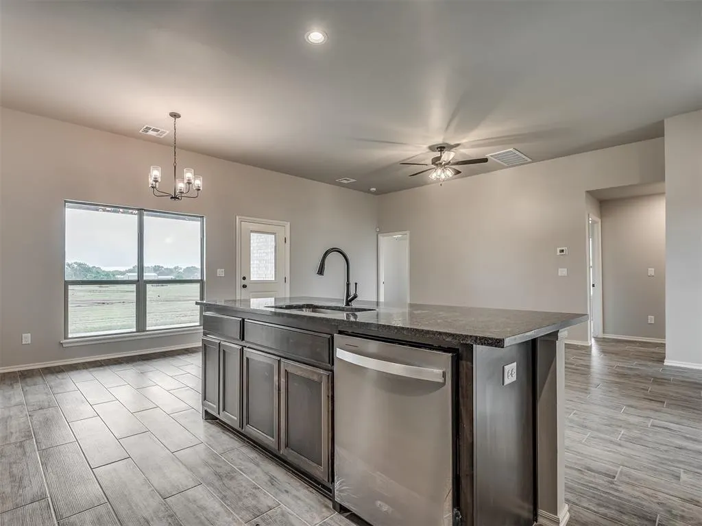 Photo 15 — 24977 Preakness Run, Cashion, OK 73016