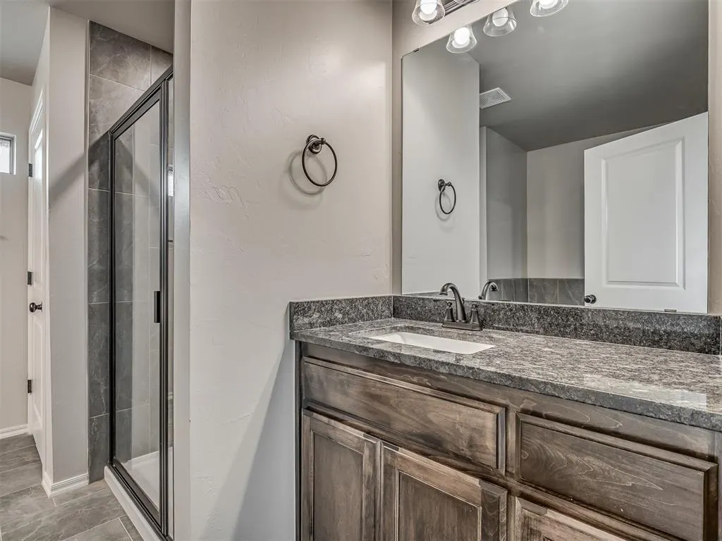 Photo 22 — 24977 Preakness Run, Cashion, OK 73016