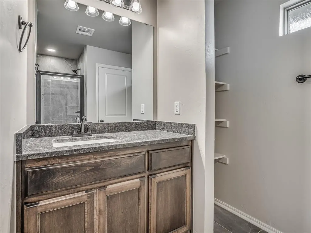 Photo 24 — 24977 Preakness Run, Cashion, OK 73016