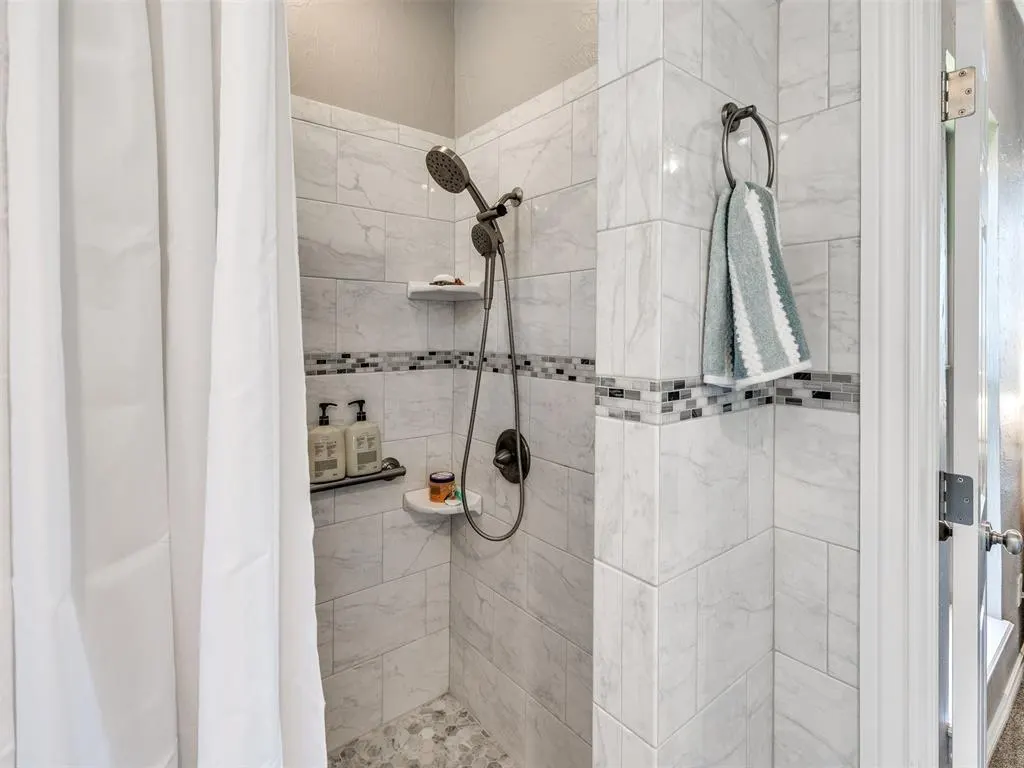 Photo 24 — 5809 W Waterloo Road, Edmond, OK 73025