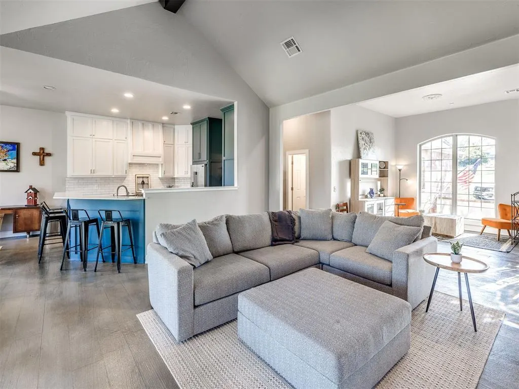 Photo 13 — 5809 W Waterloo Road, Edmond, OK 73025