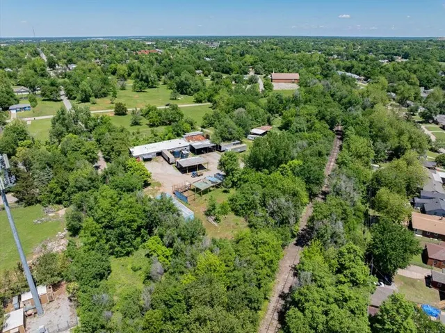 Photo 5 — 1300 N Highland Drive, Oklahoma City, OK 73117