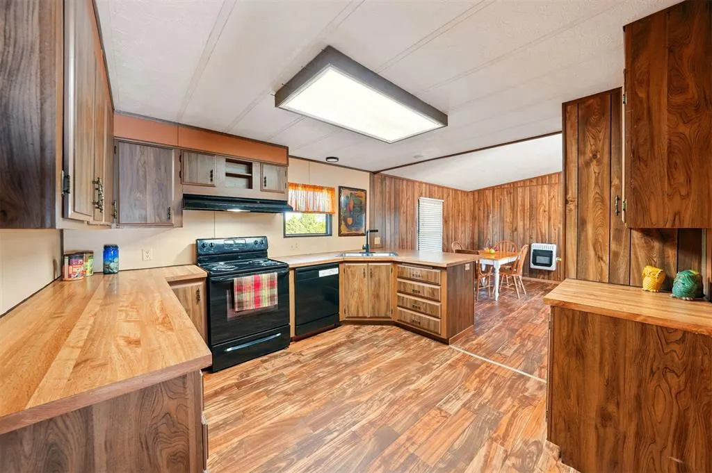 Photo 11 — 38200 Stevens Road, Wanette, OK 74878