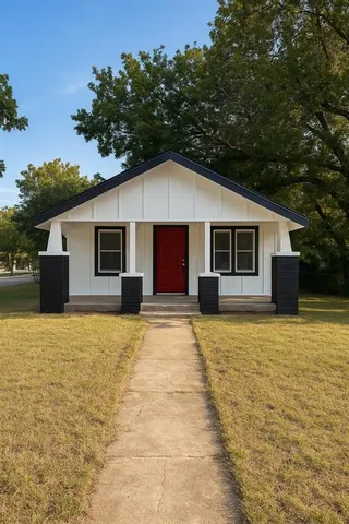 Sold home at 500 E Smith