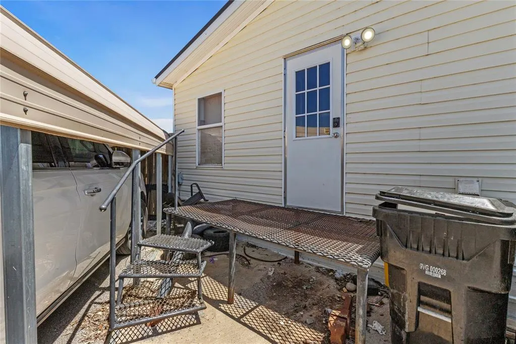 Photo 27 — 115 S 4th Street, Thomas, OK 73669
