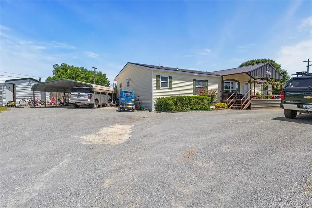 Photo 29 — 115 S 4th Street, Thomas, OK 73669