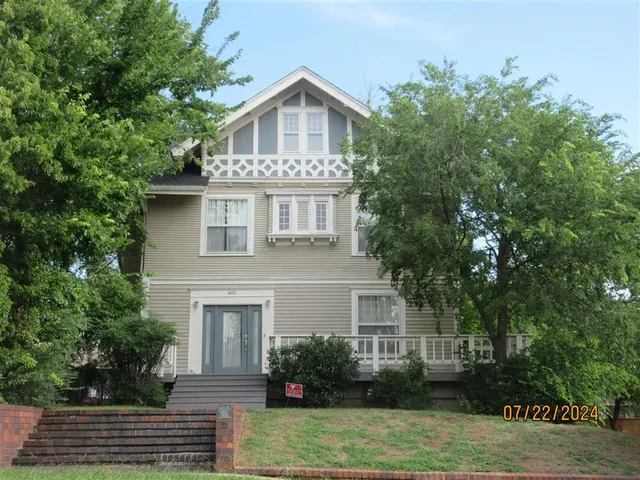 Photo 2 — 601 NW 17th Street, Oklahoma City, OK 73103