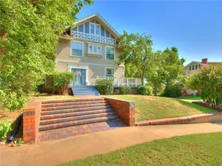 Sold home at 601 NW 17th Street