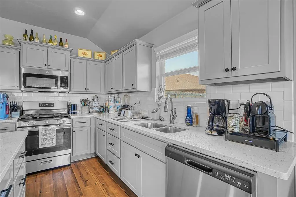 Photo 12 — 1537 Avalon Drive, Altus, OK 73521