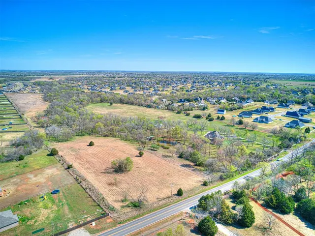 Photo 2 — W Waterloo Road, Edmond, OK 73025