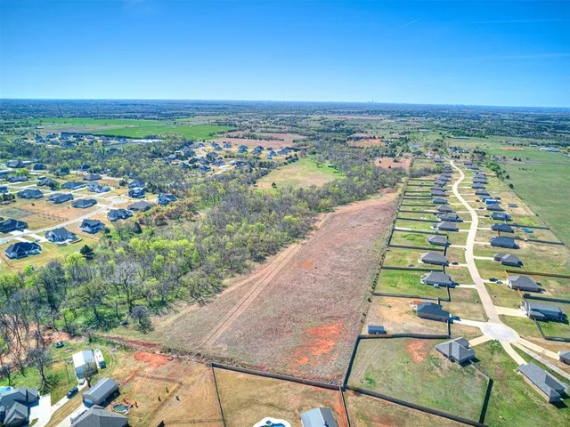 Photo 6 — W Waterloo Road, Edmond, OK 73025