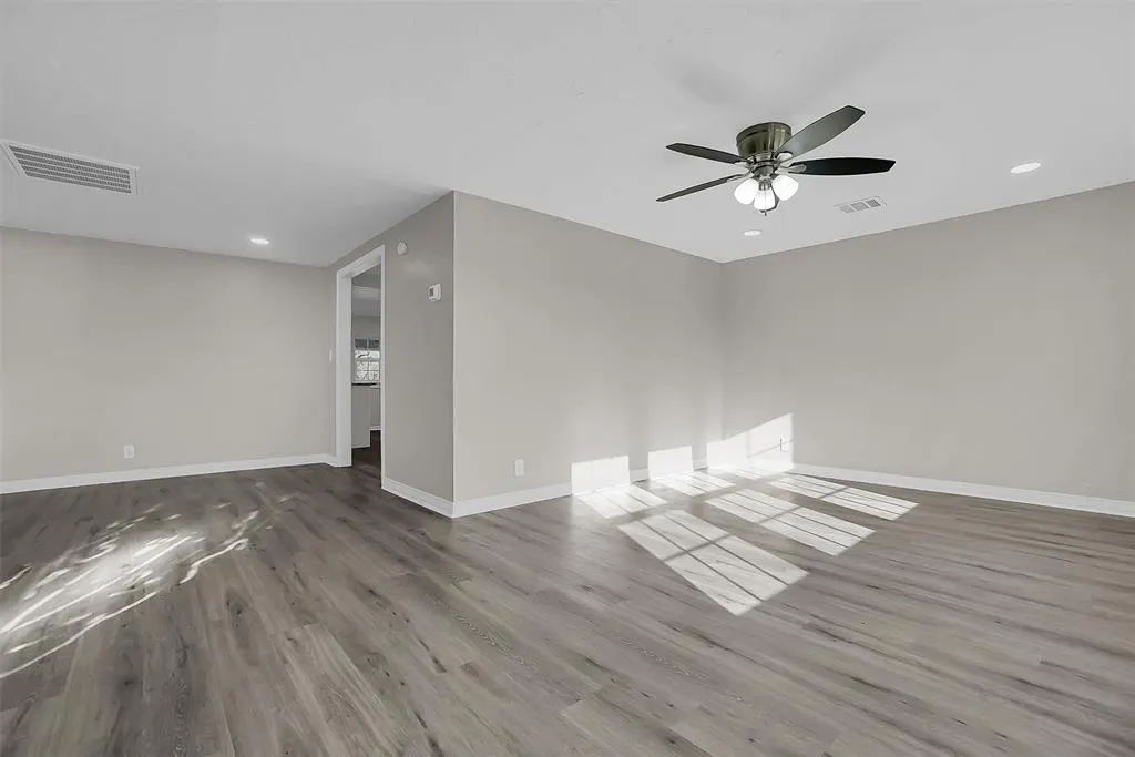 Photo 6 — 621 N 5th Street, Weatherford, OK 73096