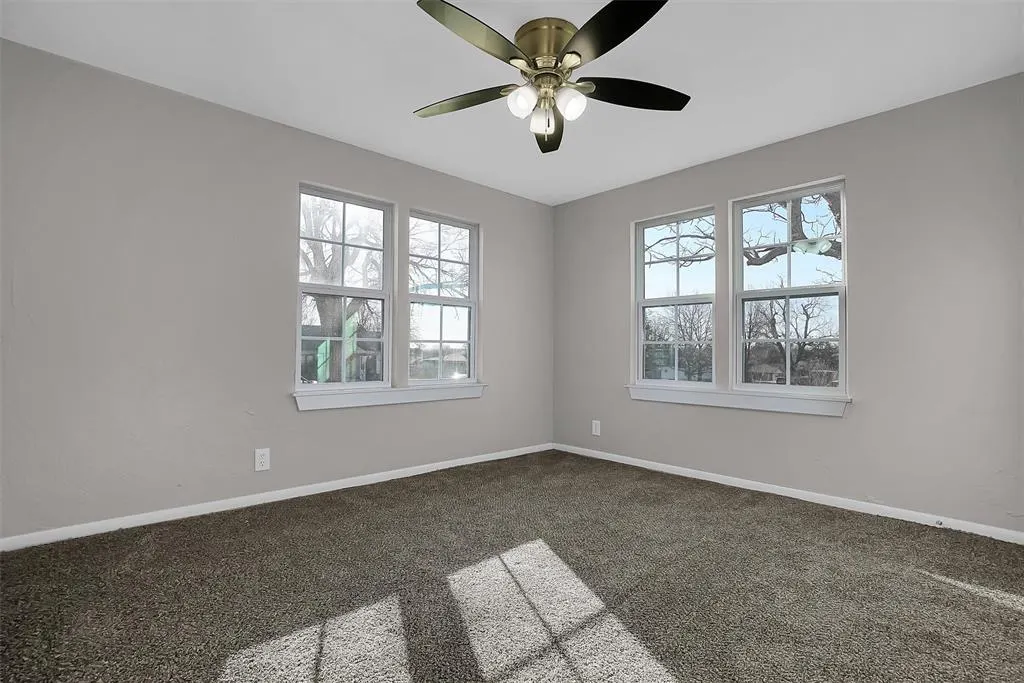 Photo 19 — 621 N 5th Street, Weatherford, OK 73096