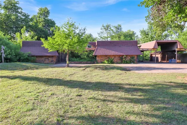 Photo 2 — 10817 SE 3rd Street, Oklahoma City, OK 73130