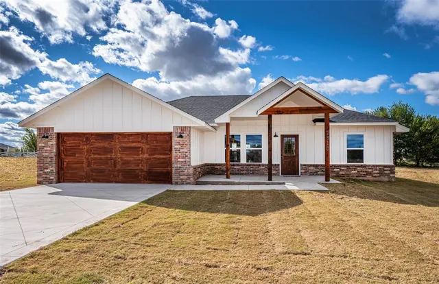 Front exterior — 2310 County Rd. 1327, Blanchard, OK 73010