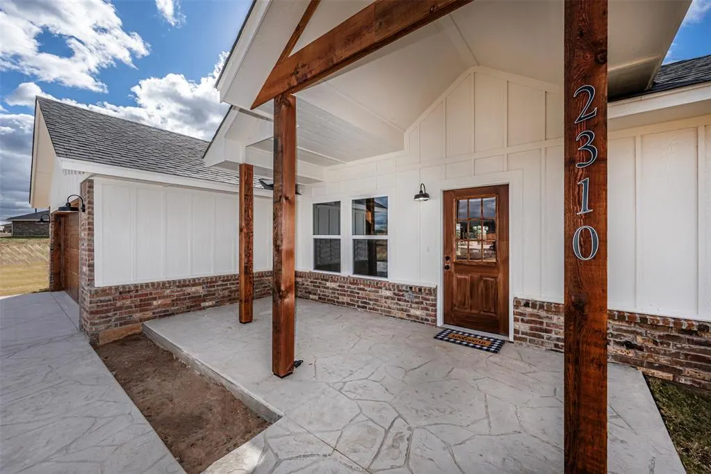 Photo 2 — 2310 County Rd. 1327, Blanchard, OK 73010