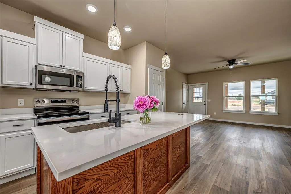Photo 3 — 2310 County Rd. 1327, Blanchard, OK 73010