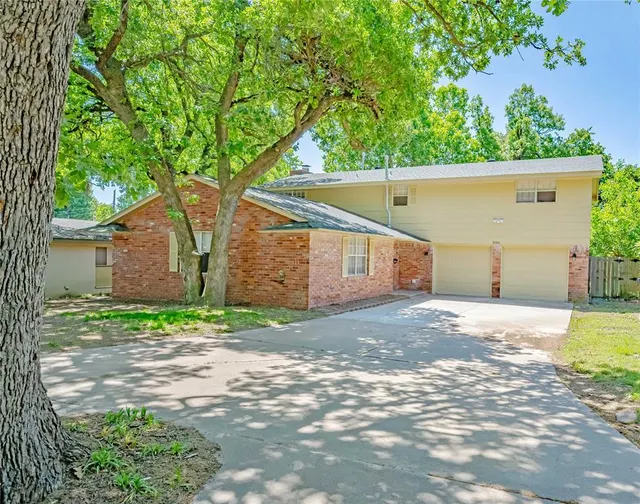 Photo 3 — 5016 NW 26th Street, Oklahoma City, OK 73127
