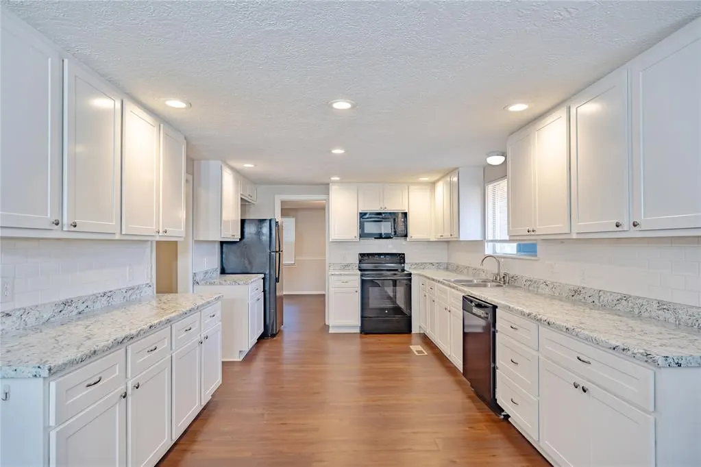 Photo 7 — 5016 NW 26th Street, Oklahoma City, OK 73127