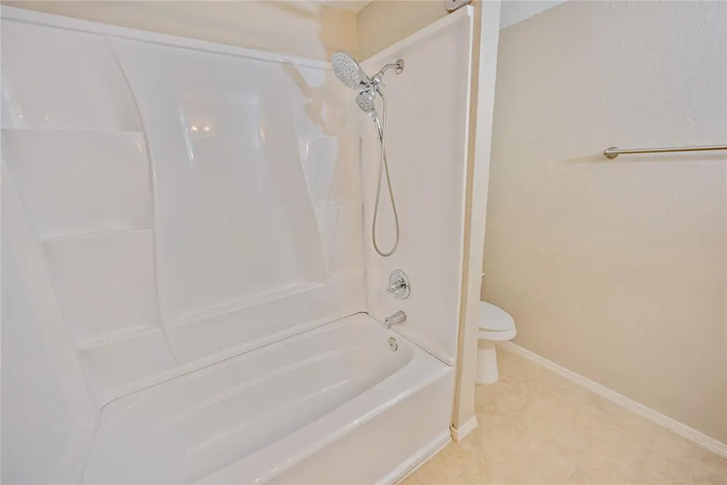Photo 26 — 5016 NW 26th Street, Oklahoma City, OK 73127
