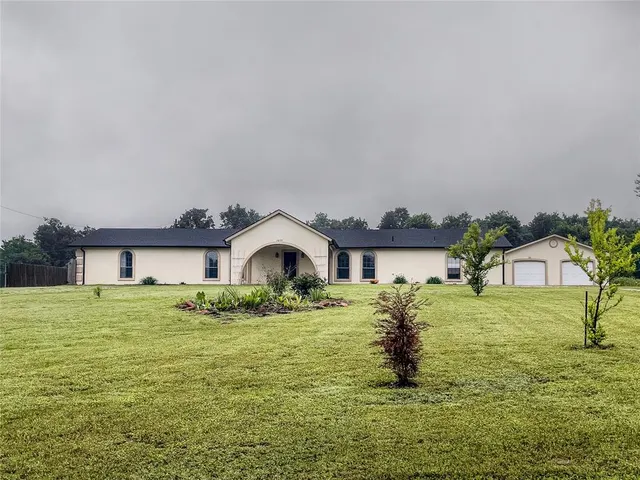 Front exterior — 14101 N Anderson Road, Jones, OK 73049