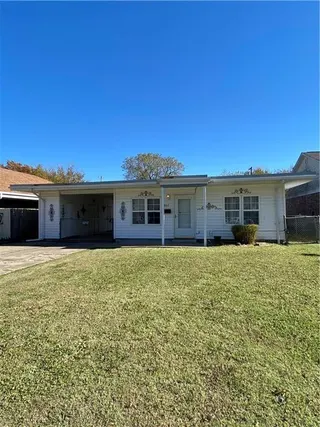 Sold home at 805 N Pennsylvania Avenue