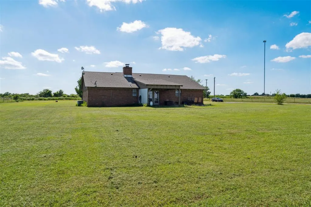 Photo 40 — 1500 S Railroad, Marlow, OK 73055