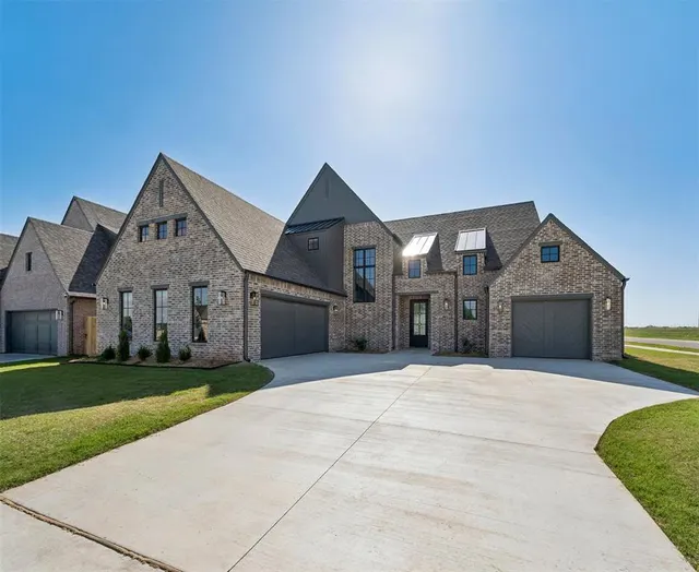 Photo 2 — 15717 Starlight Lane, Oklahoma City, OK 73078