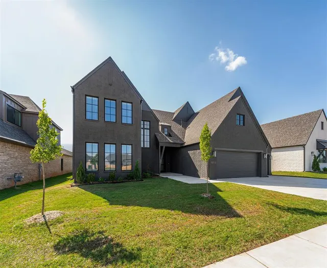 Photo 2 — 15713 Paterson Avenue, Oklahoma City, OK 73078