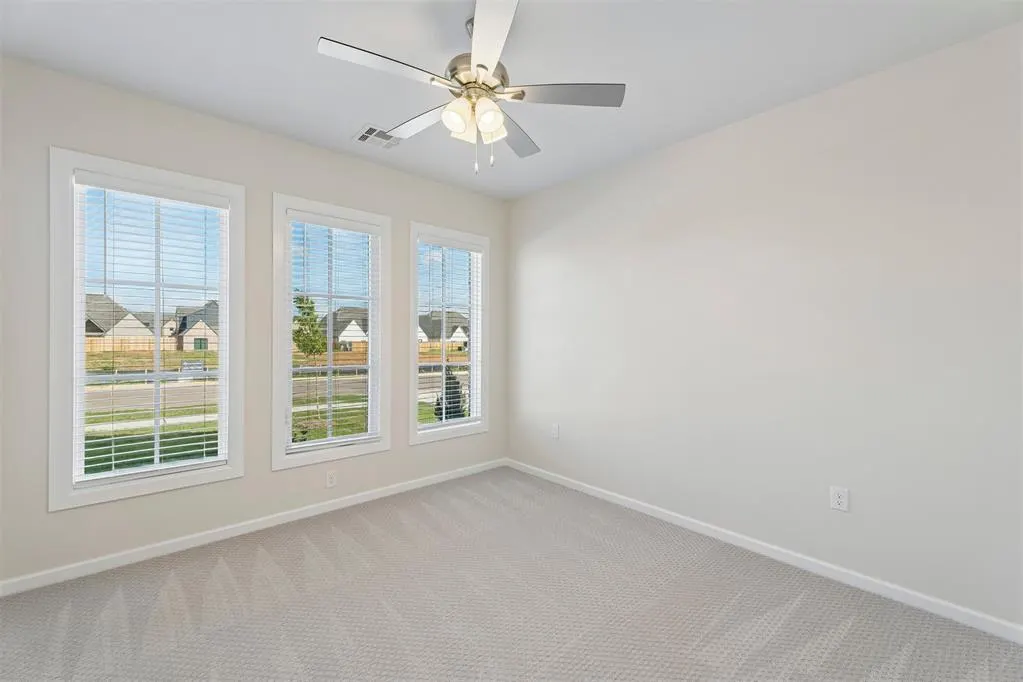 Photo 9 — 15713 Paterson Avenue, Oklahoma City, OK 73078