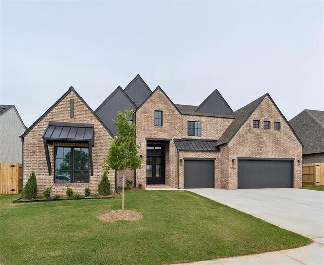 Photo 2 — 15709 Starlight Lane, Oklahoma City, OK 73078
