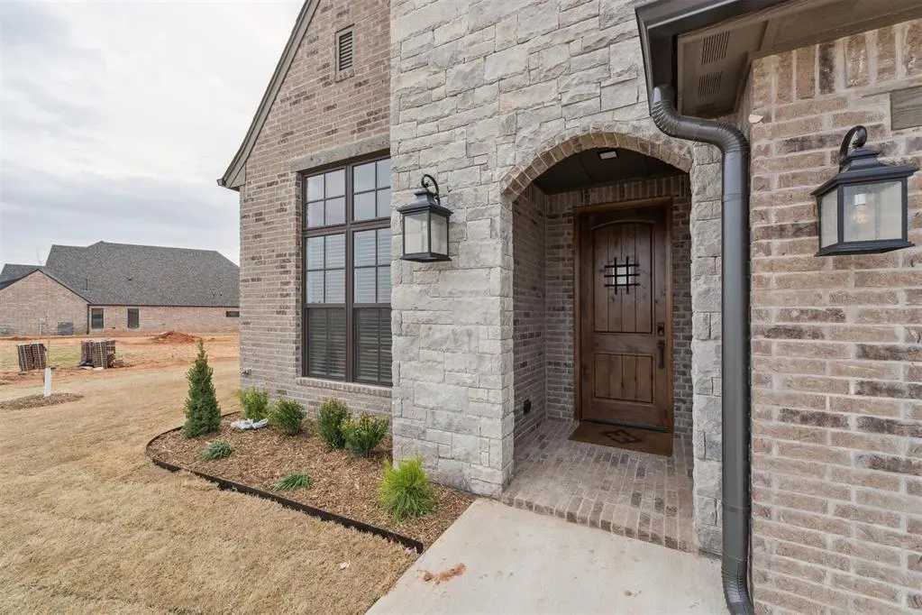 Photo 5 — 10716 NW 155th Street, Oklahoma City, OK 73078