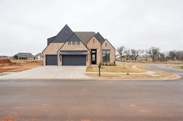 Photo 4 — 10701 NW 154th Street, Oklahoma City, OK 73078