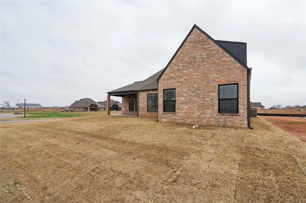 Photo 49 — 10701 NW 154th Street, Oklahoma City, OK 73078