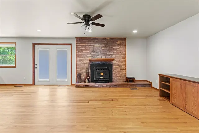 Photo 6 — 590 N Broadway Avenue, Hydro, OK 73048