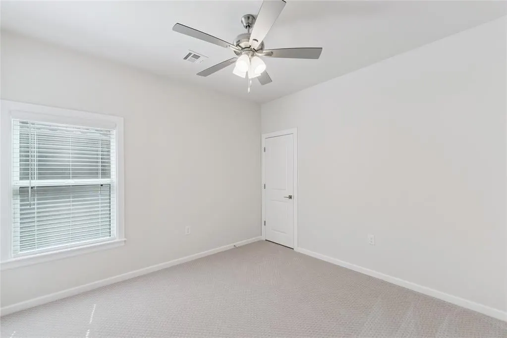 Photo 31 — 15717 Paterson Avenue, Oklahoma City, OK 73078