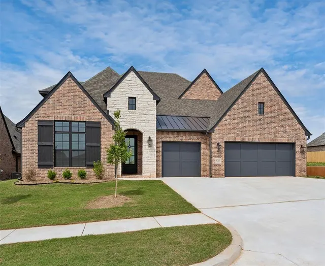 Photo 2 — 15313 Paterson Avenue, Oklahoma City, OK 73078