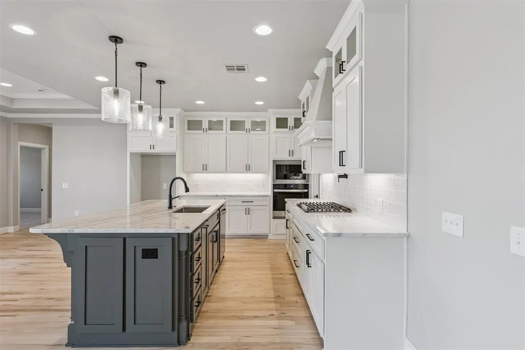 Photo 8 — 15305 Starlight Lane, Oklahoma City, OK 73078