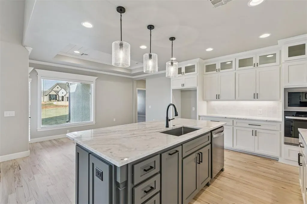 Photo 9 — 15305 Starlight Lane, Oklahoma City, OK 73078