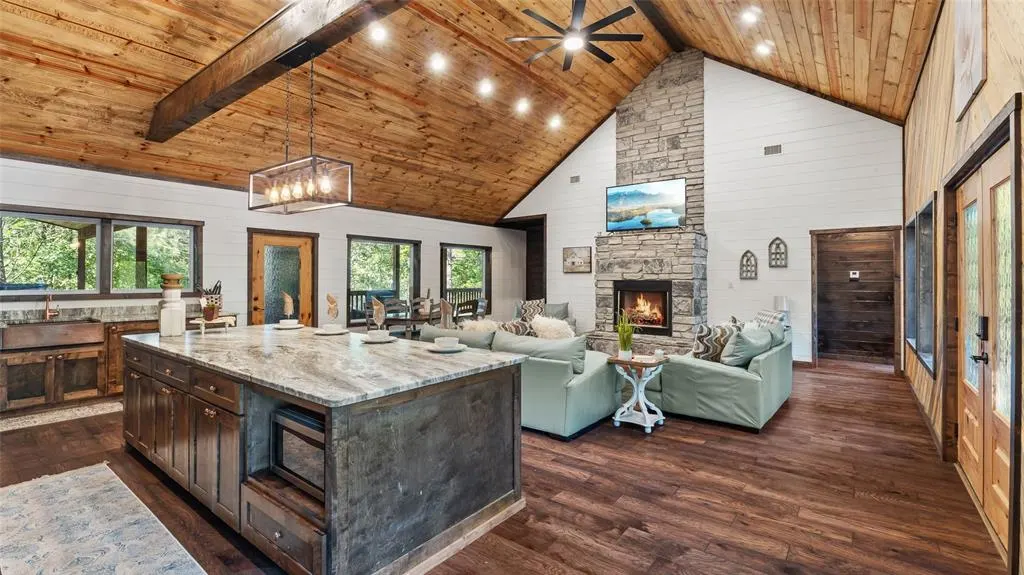 Photo 13 — 184 Hochamagnolia Trail, Broken Bow, OK 74728
