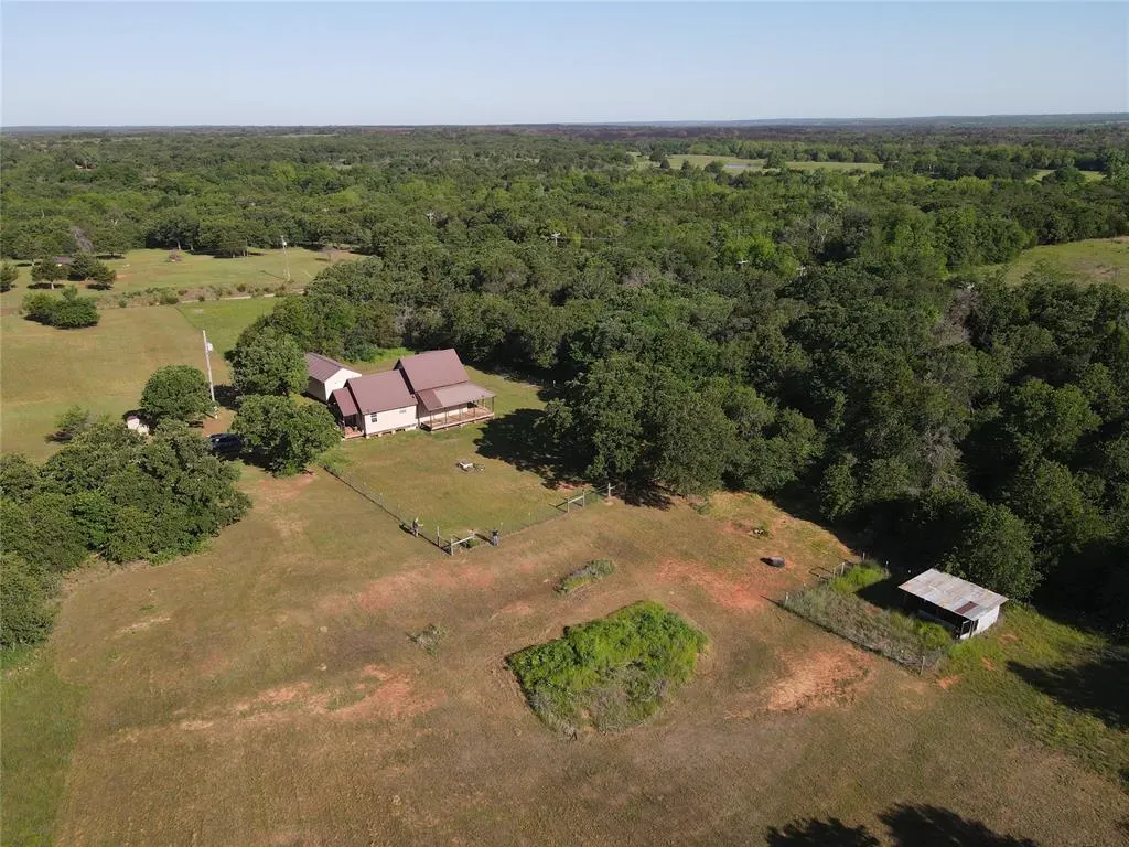 Photo 5 — 9350 Dobbs Road, Wellston, OK 74881