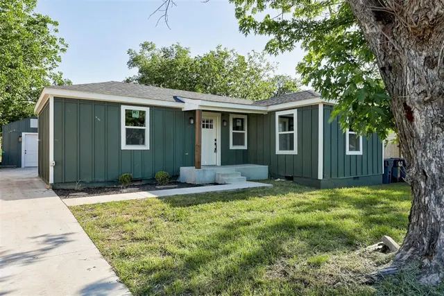 Photo 3 — 737 NW 89th Street, Oklahoma City, OK 73114