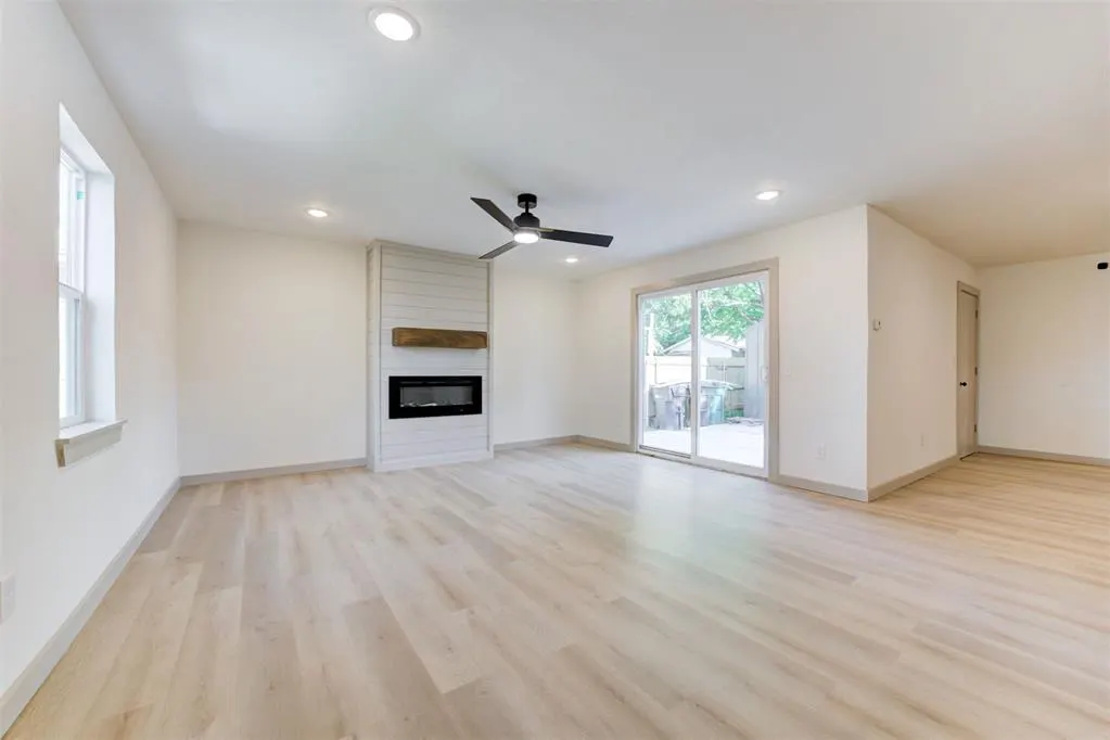Photo 8 — 737 NW 89th Street, Oklahoma City, OK 73114