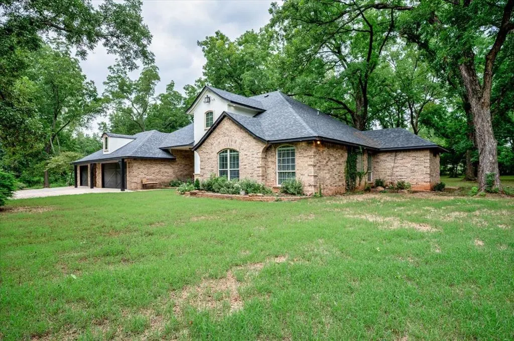Photo 2 — 4800 NE 84th Avenue, Norman, OK 73026