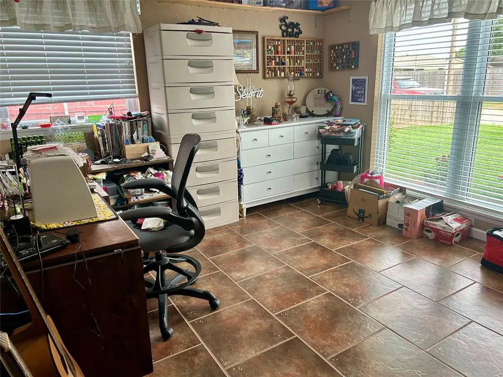 Photo 14 — 101 Rowsey, Elk City, OK 73644